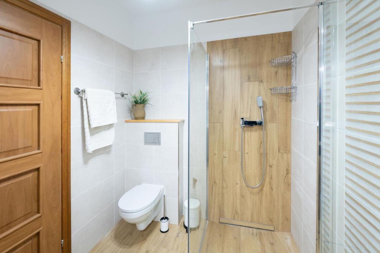 Ferienwohnung Dom Latarnika Jarosławiec Exterior foto