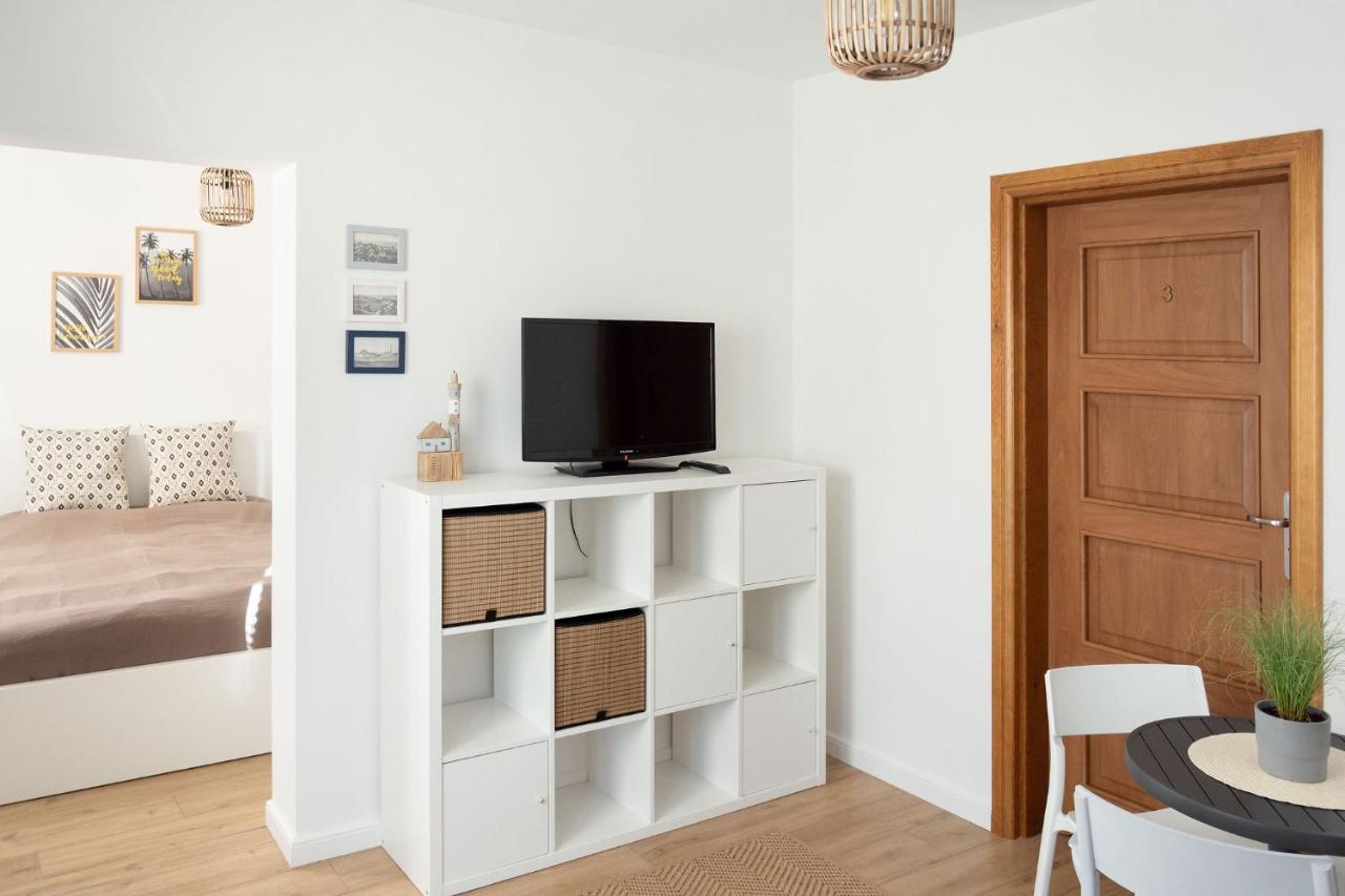 Ferienwohnung Dom Latarnika Jarosławiec Exterior foto