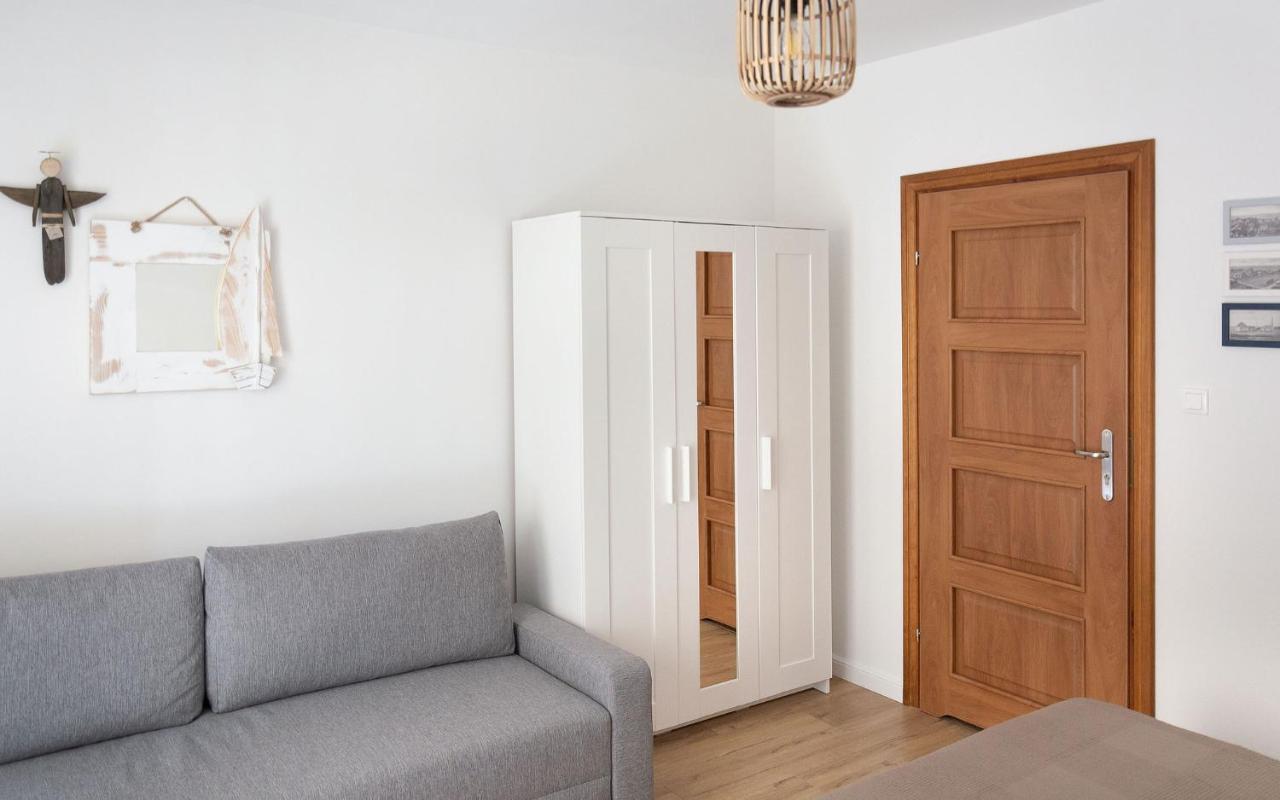 Ferienwohnung Dom Latarnika Jarosławiec Exterior foto